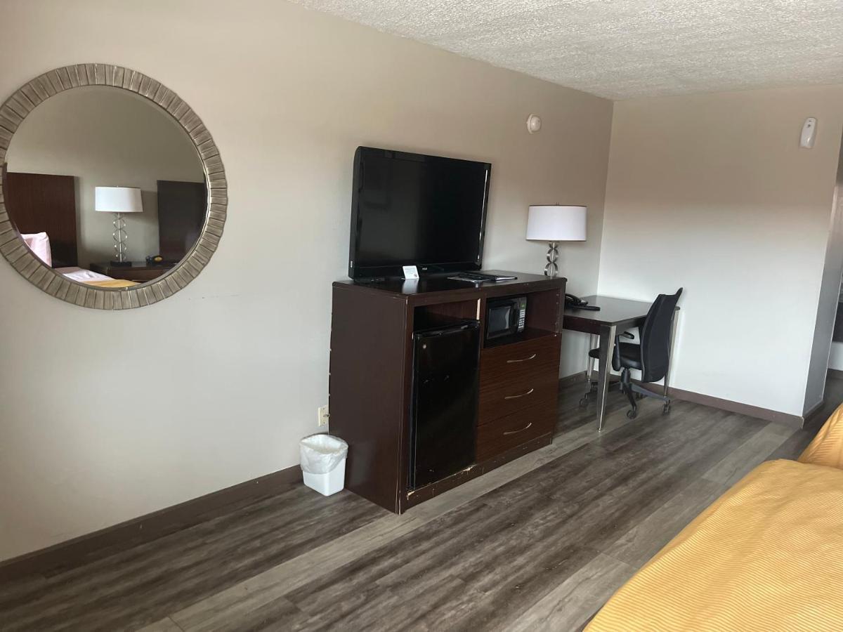 Royal Inn & Suites Mountain Grove Eksteriør billede